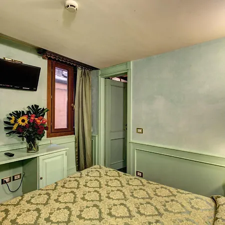 Palazzo La Scala 3* Венеция