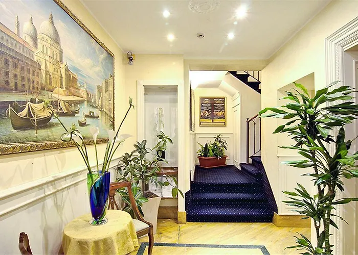 Гостевой дом Palazzo La Scala 3*