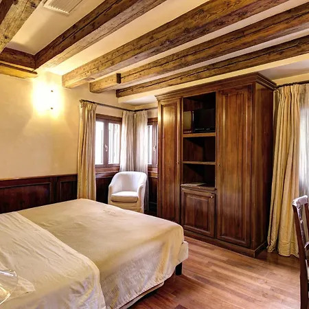 Palazzo La Scala Guest house
