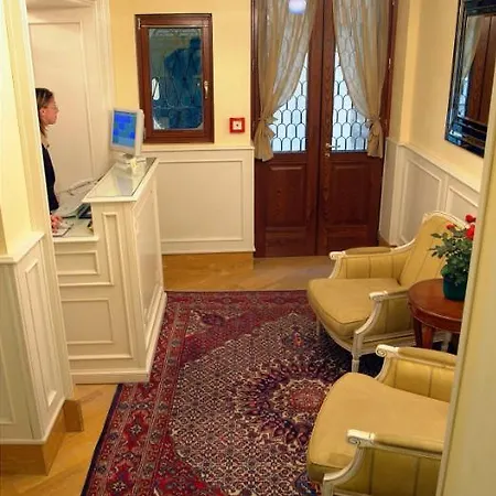 Gasthuis Palazzo La Scala 3*